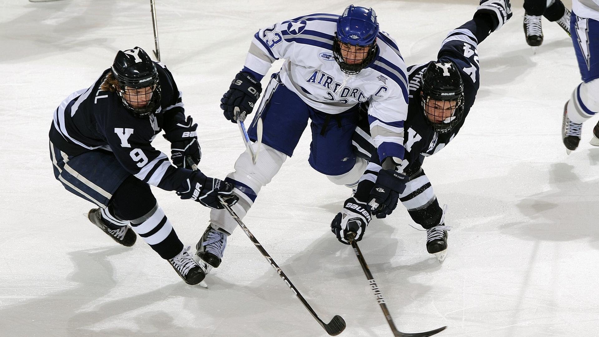 开云体育平台-_火箭逐渐找回节奏，季后赛希望明朗_，火箭无缘季后