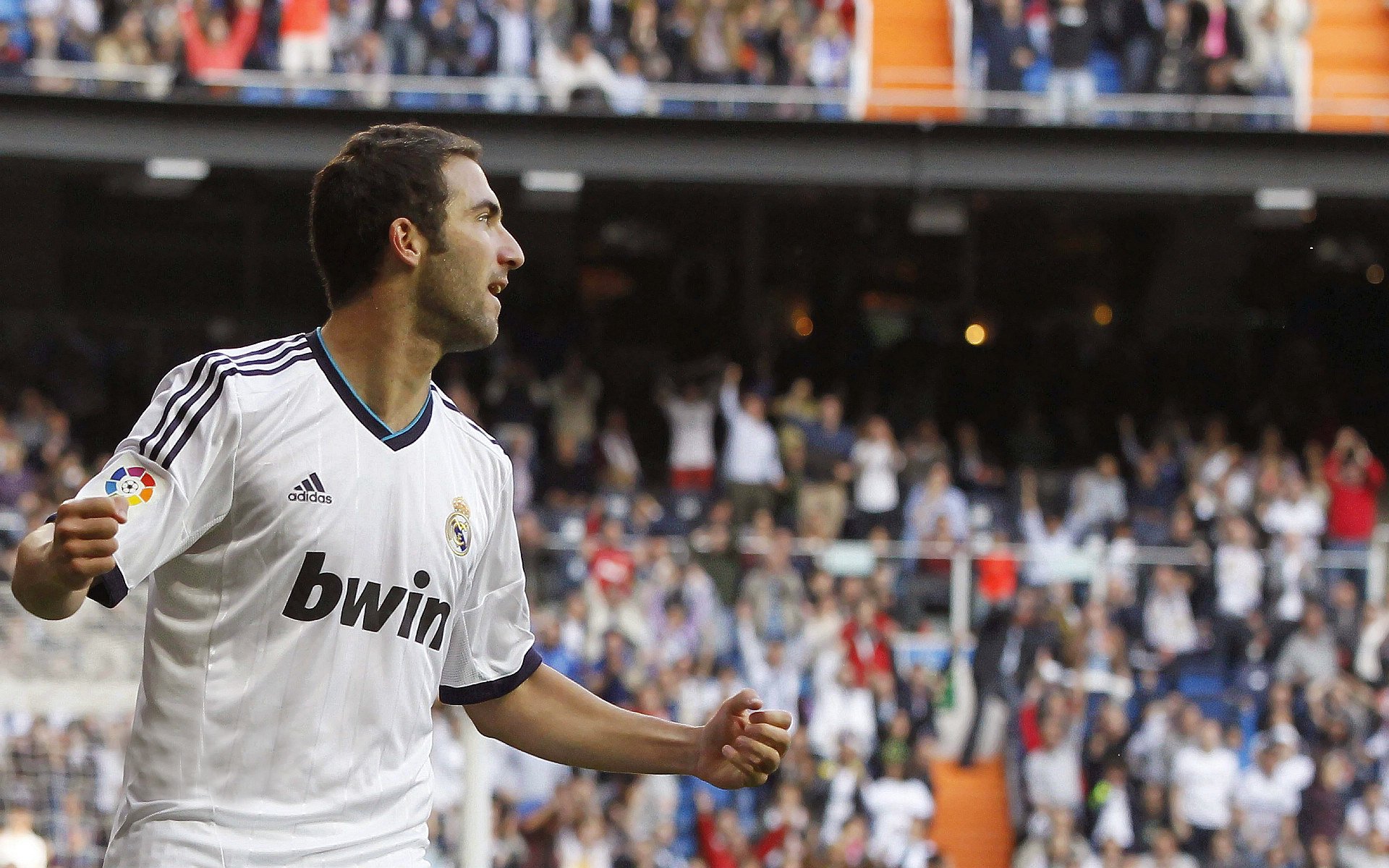 巴萨凭一球险胜，主场艰难拿下对手，巴萨进攻