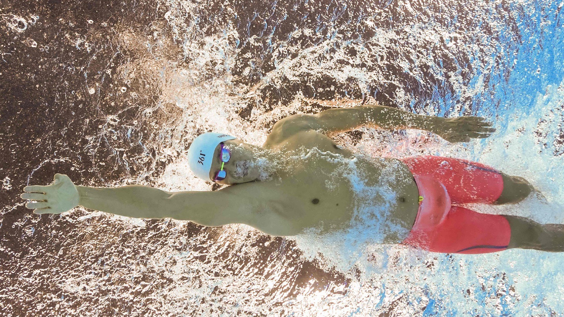 英超大逆转,精彩进球、神级扑救点燃现场气氛,英超进球锦集